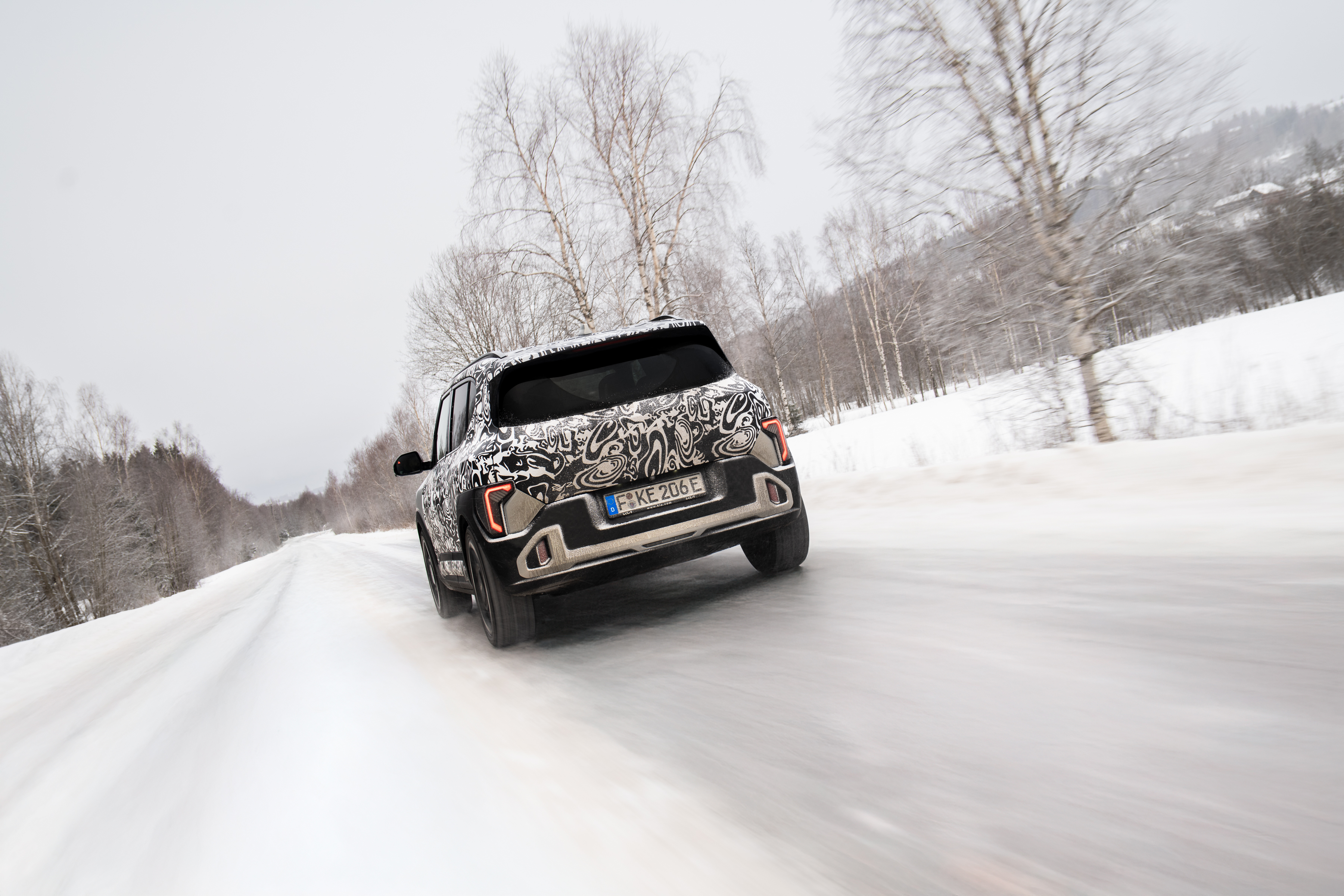 30393-kia-ev2-prototype-winter-test-norway-elprix-print-3600x2400-05.jpg