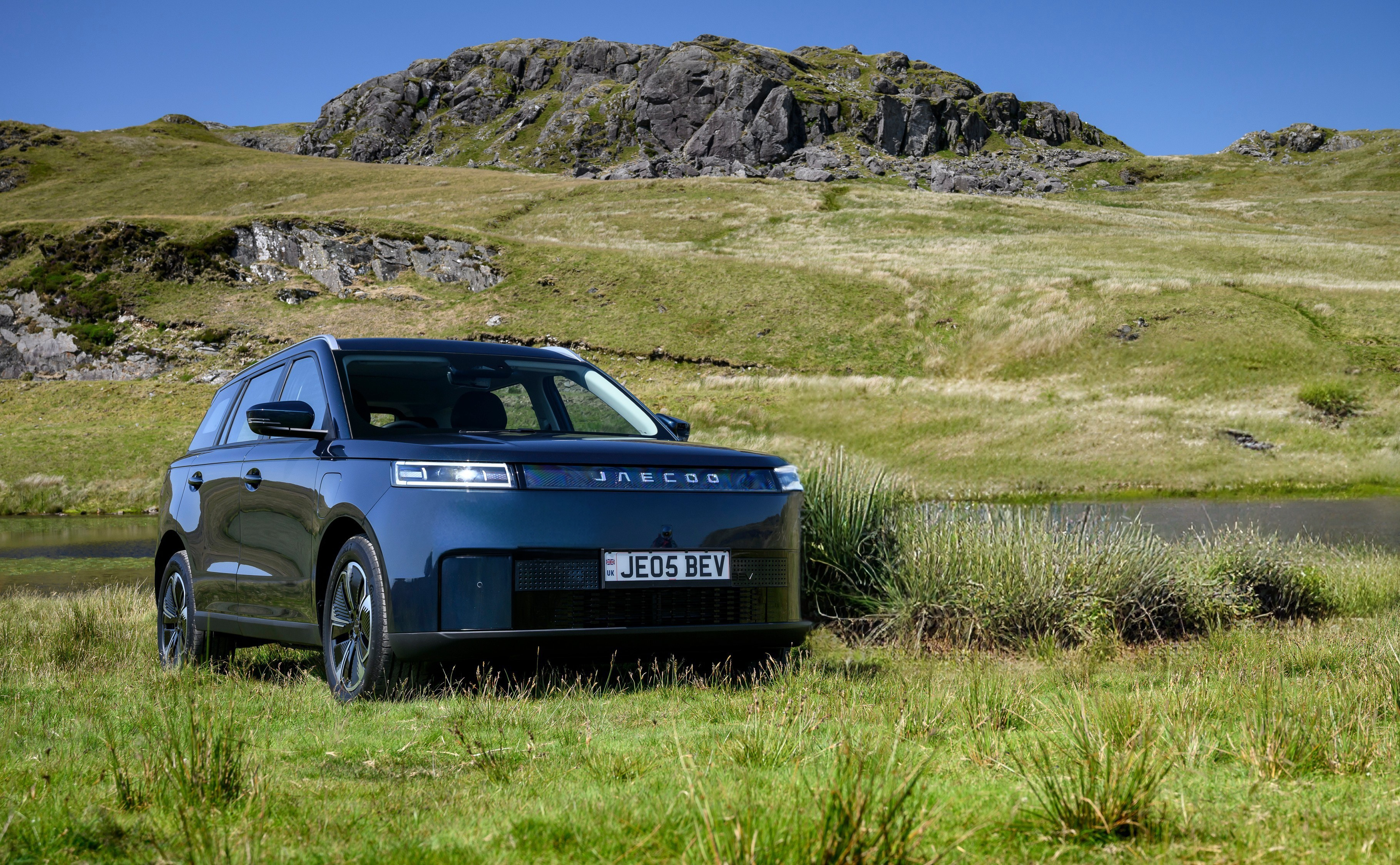 5. JAECOO E5 in Wales.jpg
