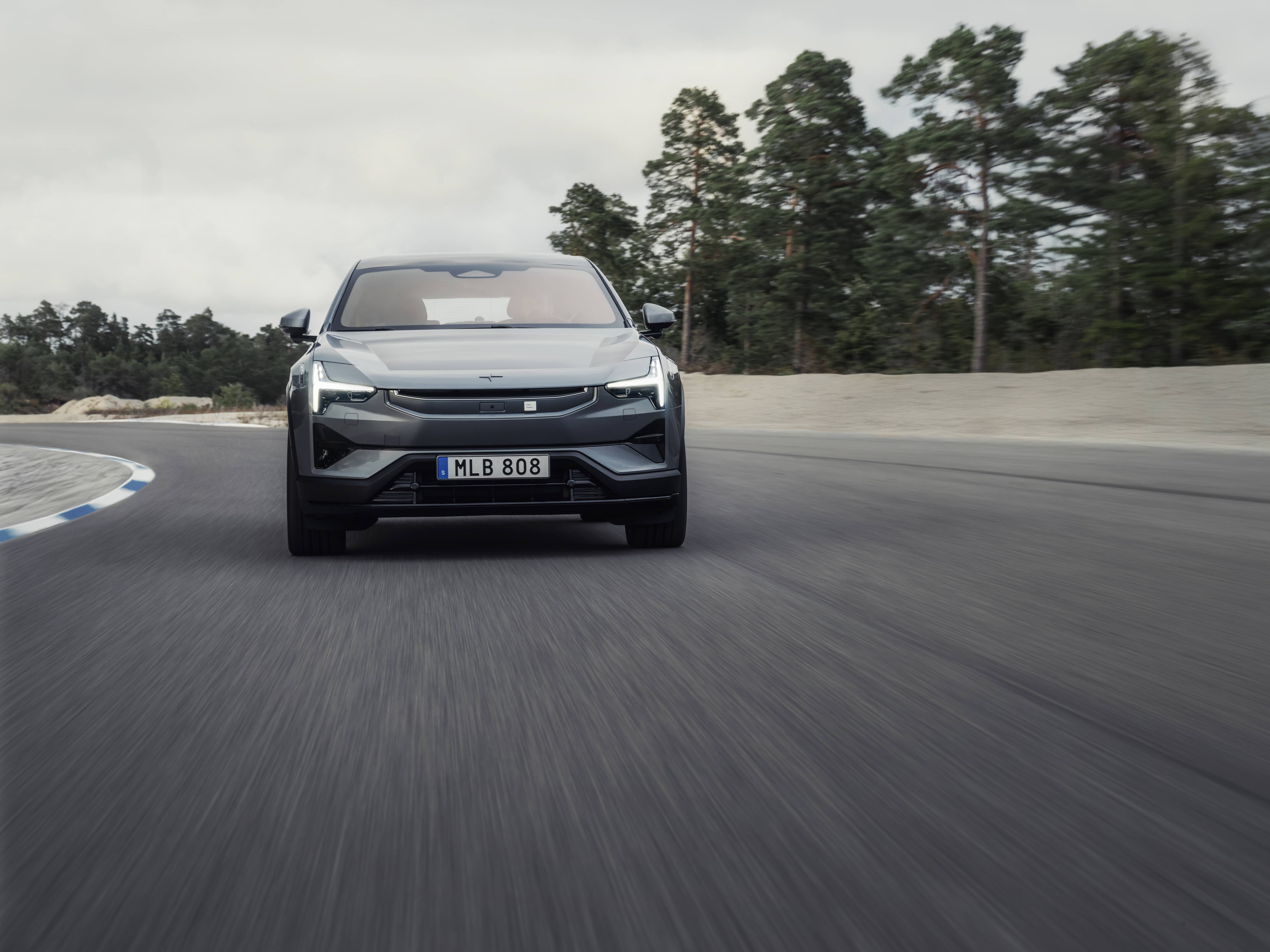 693775_20251001_Polestar_3_Model_Year_2026.jpg
