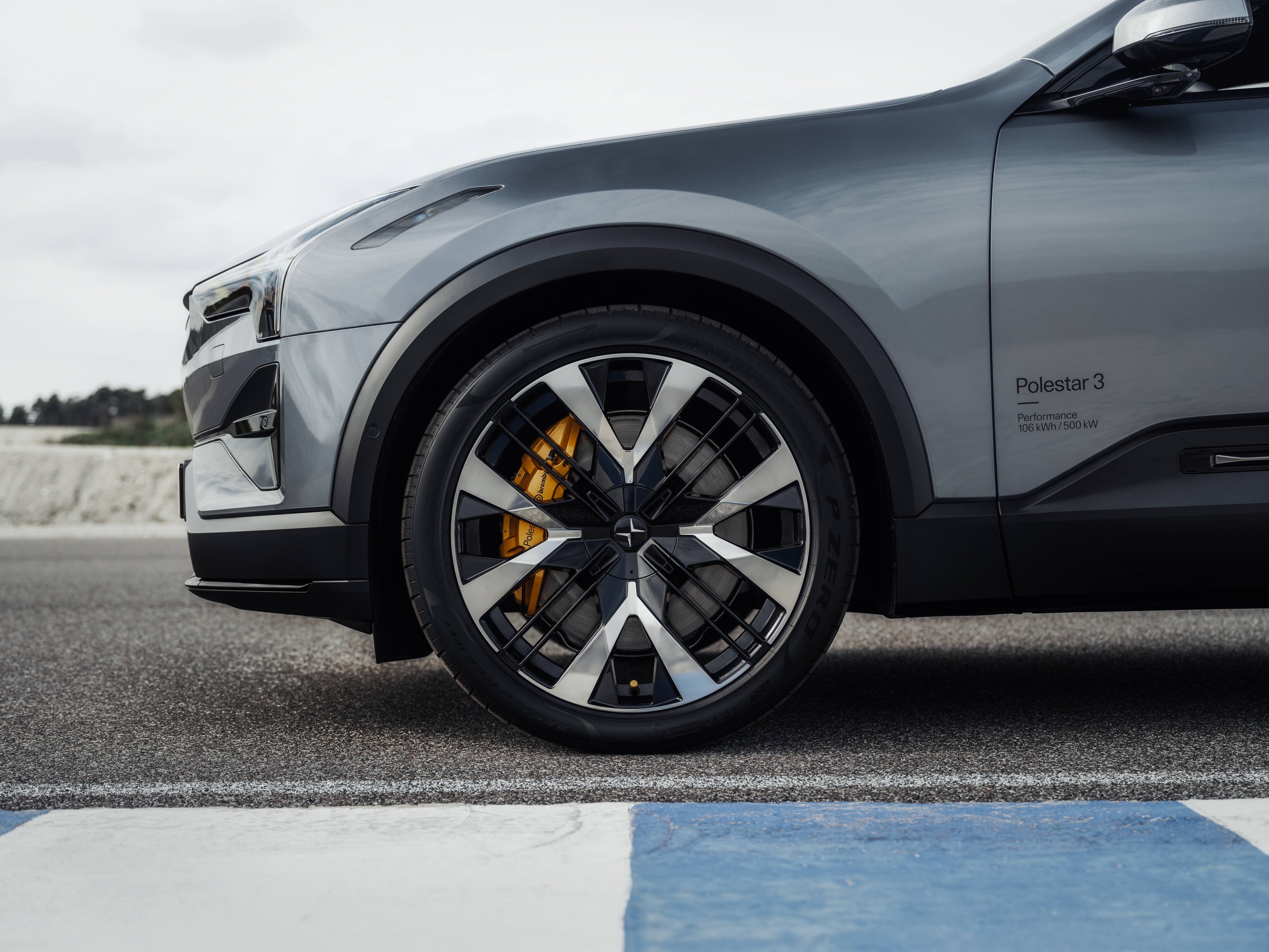 693784_20251001_Polestar_3_Model_Year_2026.jpg