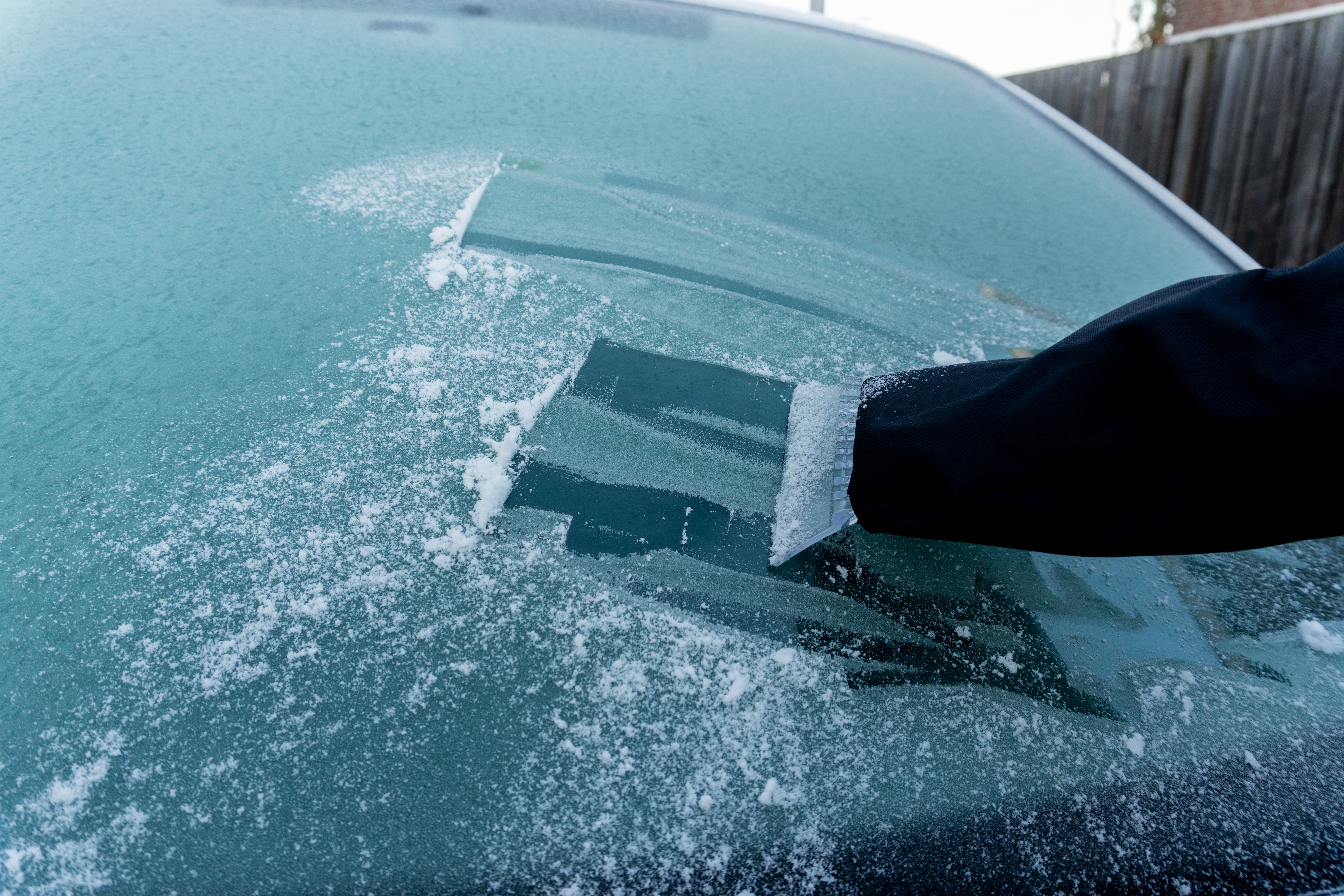  How To Stop Your Windscreen Freezing Overnight — Winter Hacks That Actually Work