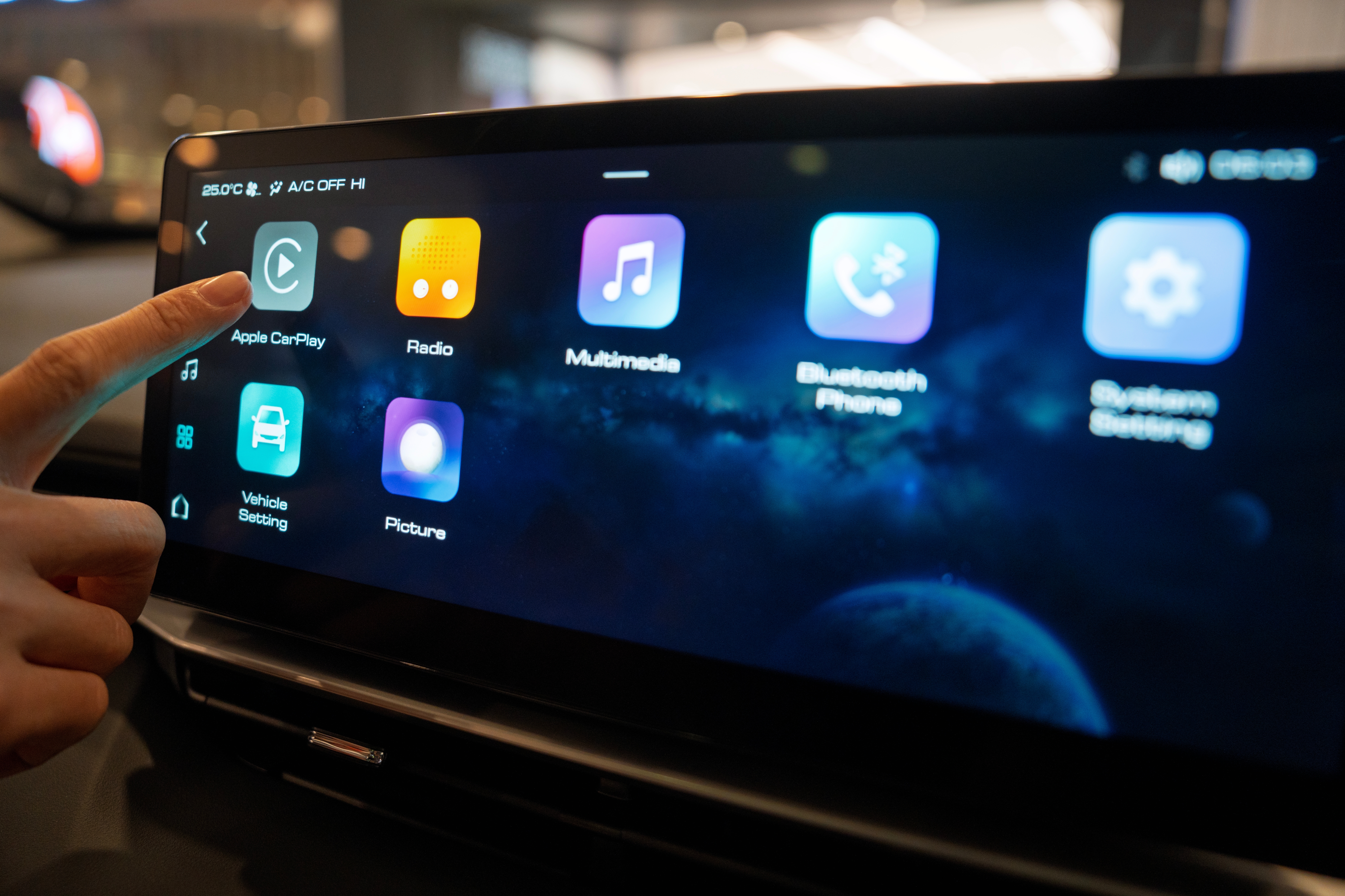 Huge Apple CarPlay Update Revealed: Siri AI, Better Maps, Audio Upgrades And More