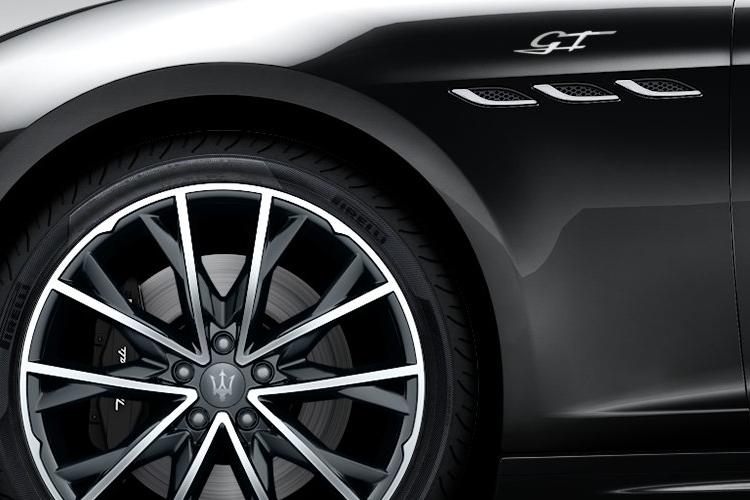 ghibli_saloon_special_edition_110718.jpg - Hybrid GT Ultima 4dr Auto