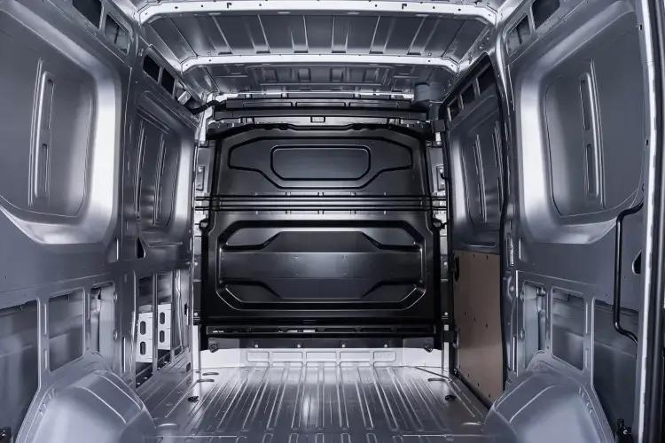 interstar_f40_l3_diesel_62625.jpg - 2.0 dci 170ps H2 Acenta Van Auto