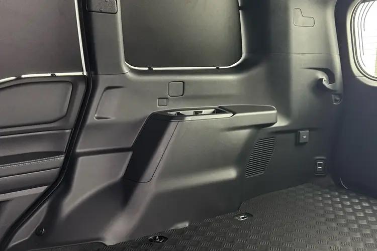 land_cruiser_diesel_62287.jpg - 2.8D 204 Commercial Auto