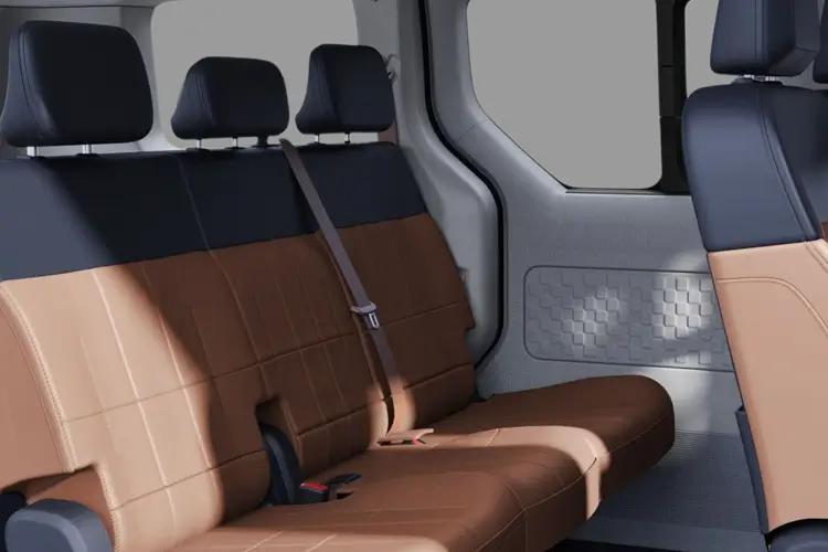pv5_cargo_electric_64682.jpg - 120kW Plus Long Range 71kWh Van Auto