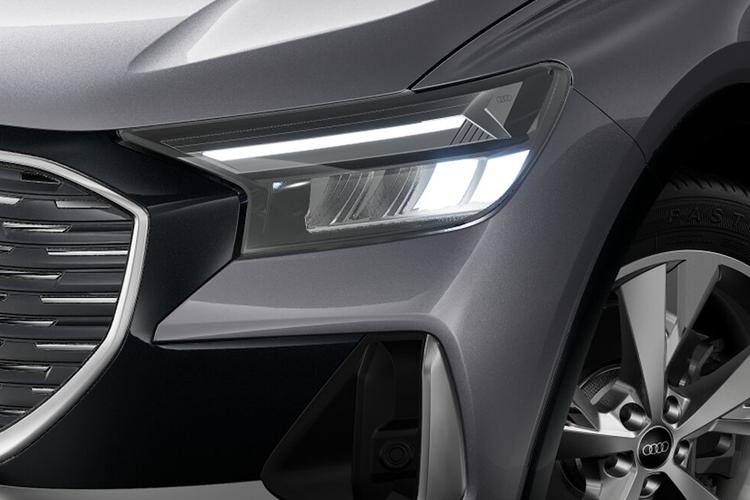 q4_e_tron_estate_103972.jpg - 210kW 45 82kWh S Line 5dr Auto [Leather]