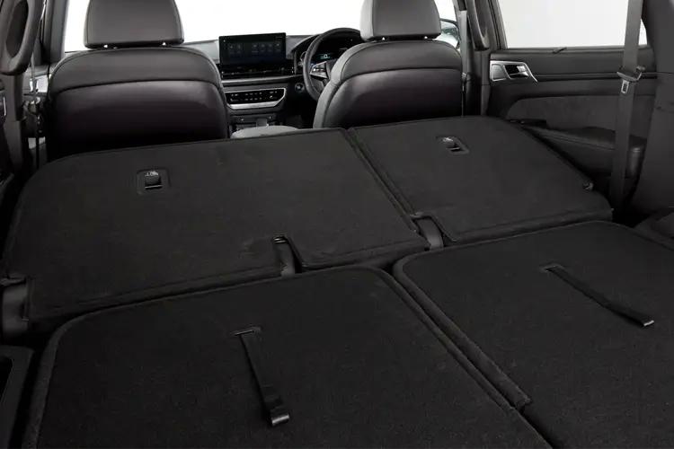 rexton_diesel_64674.jpg - 2.2 K40 Van Auto
