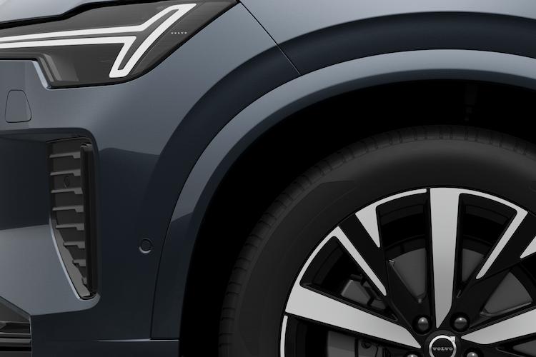 xc90_estate_113969.jpg - 2.0 B5P Plus Dark 5dr AWD Geartronic [Revised]