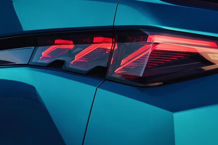 3008_estate_111242.jpg - 1.2 Hybrid 145 Allure Premium 5dr e-DSC6