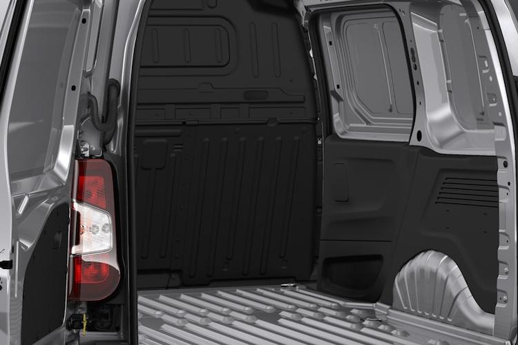 e_dispatch_xl_59944.jpg - 100kW 75kWh Crew Van Driver Auto [11kW]