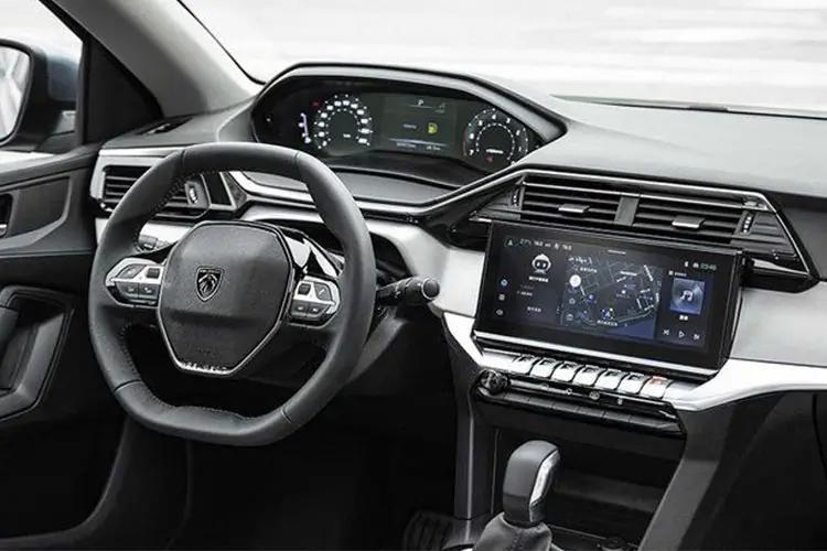 408_fastback_107842.jpg - 1.2 Hybrid 136 GT 5dr e-DSC6