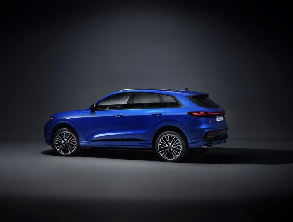 AudiQ5_1.png