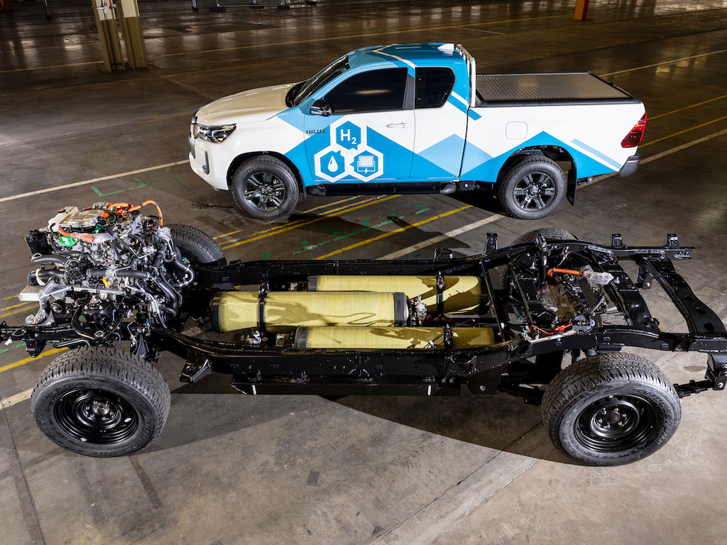 Toyota Unveils Groundbreaking Hydrogen-Fueled Hilux Pickup Truck