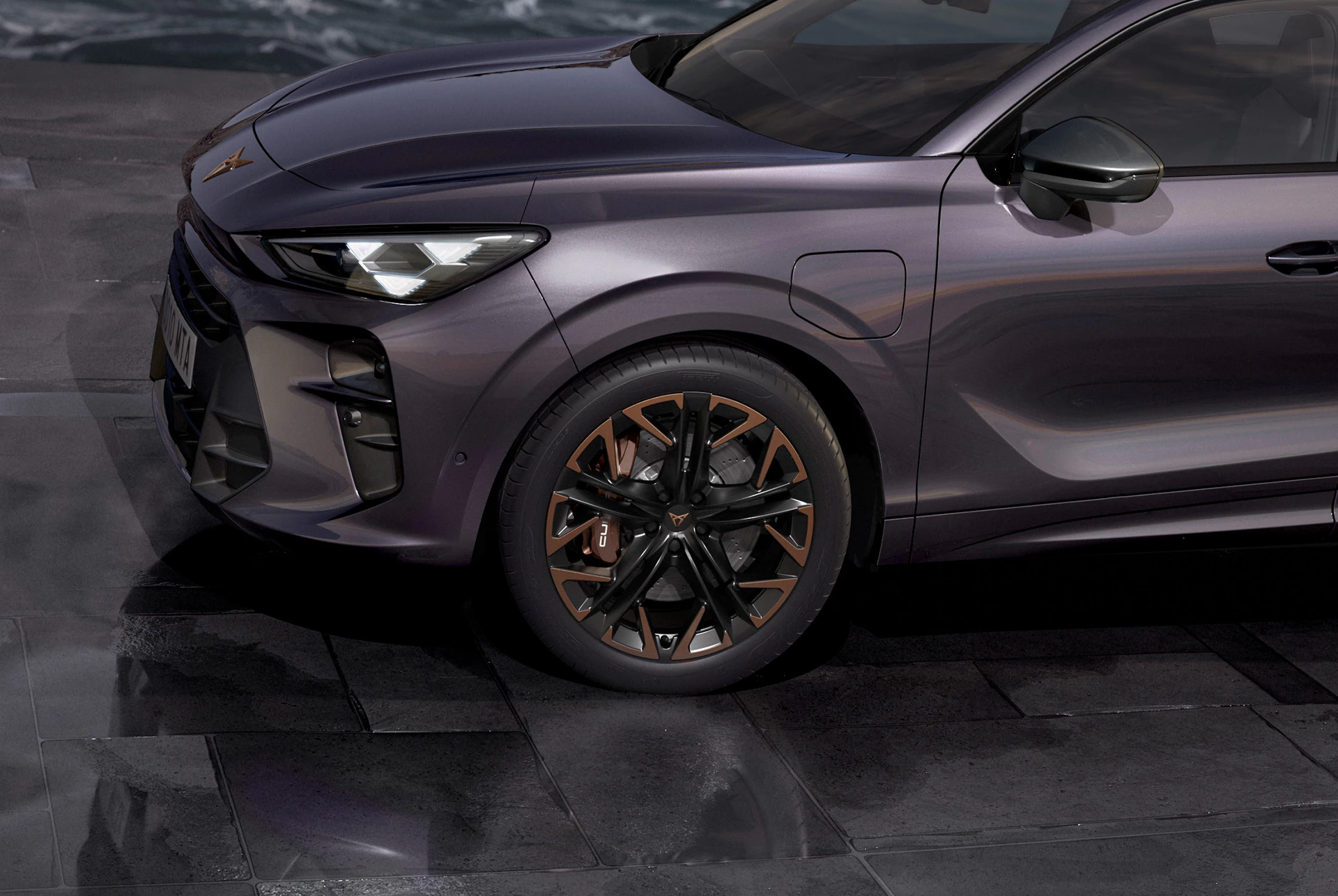 cupra-terramar-maximum-braking-power-dark-void-paint.jpg.webp